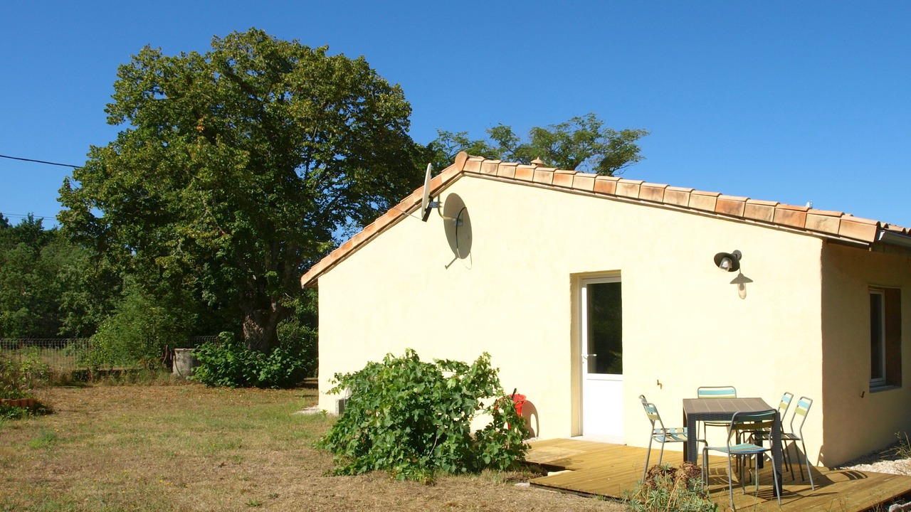 Photo of Outdoor in Grayan-Et-L'Hopital