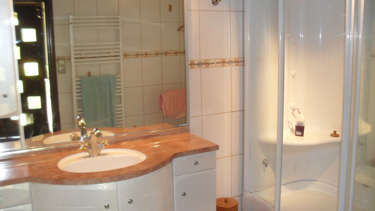 Photo of Bathroom in Mouguerre