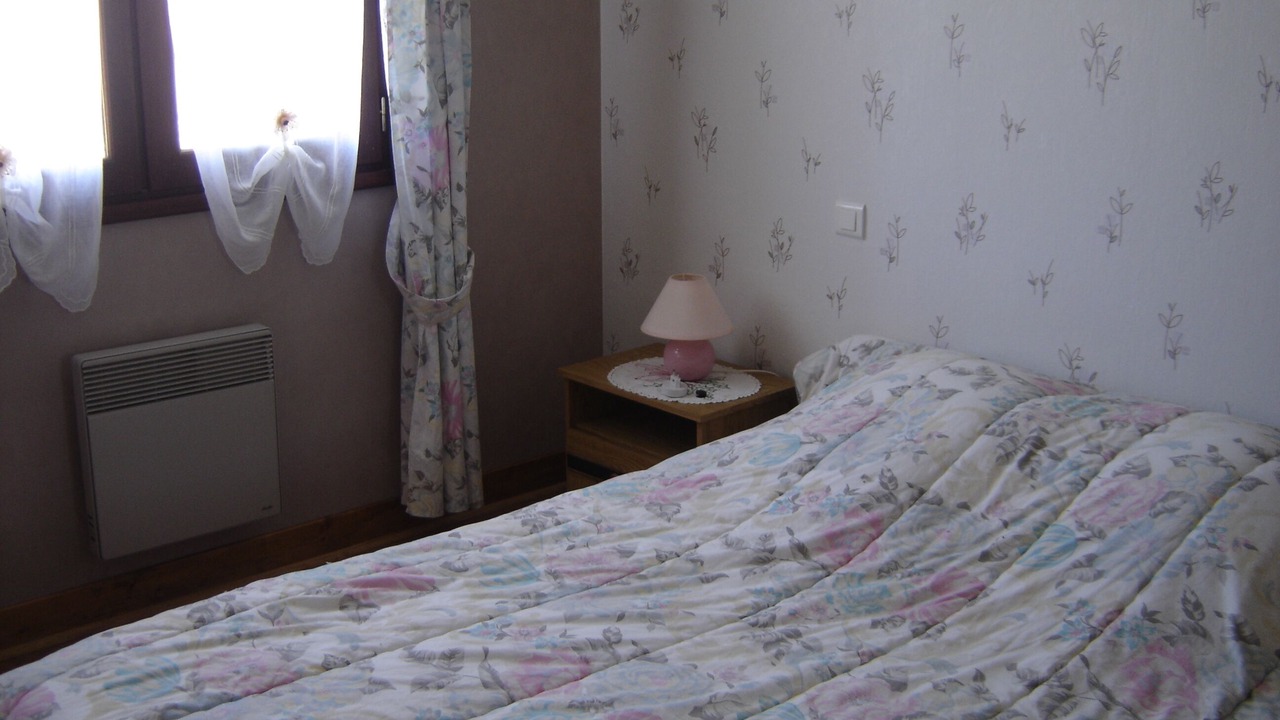 Photo of Bedroom in Payzac