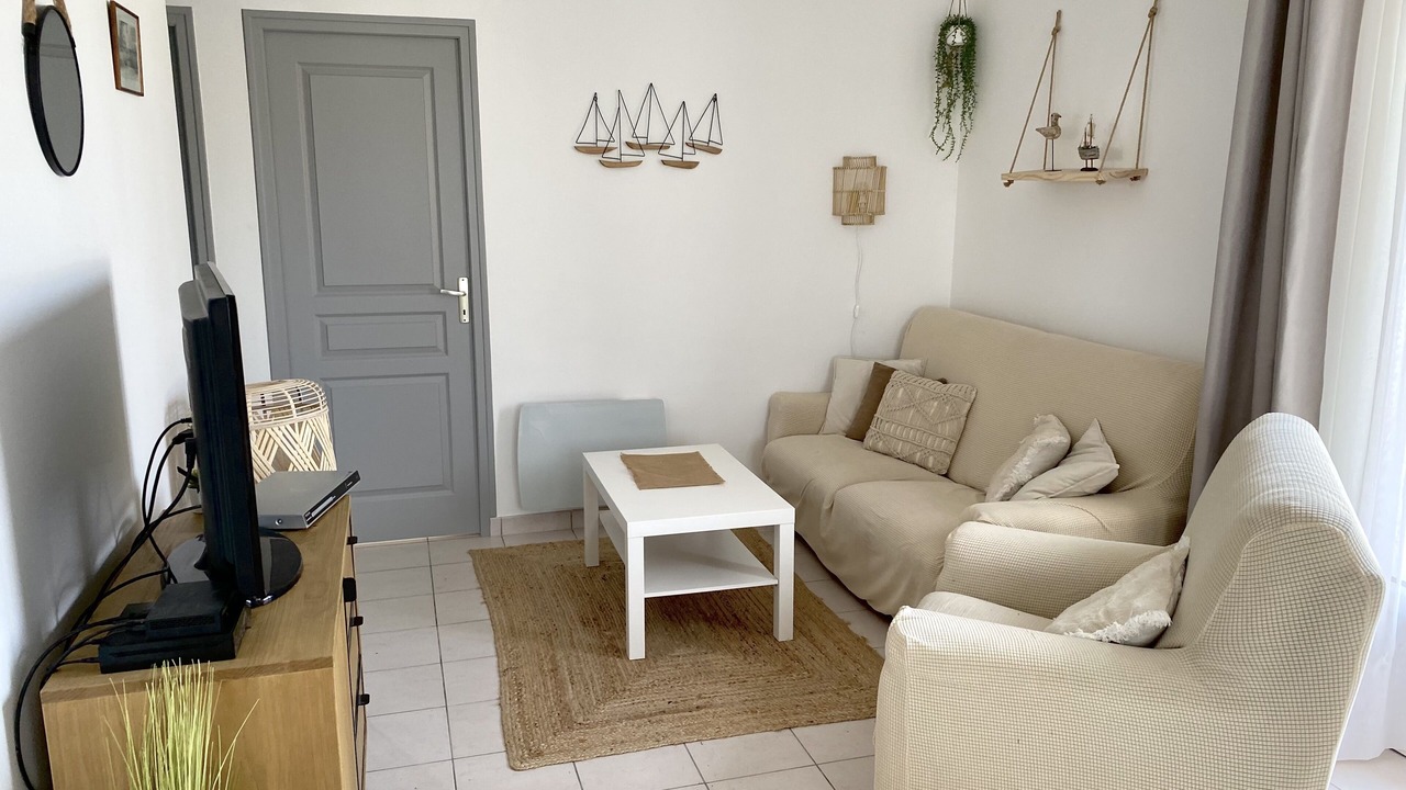 Photo of Livingroom in Le Chateau-d'Oleron