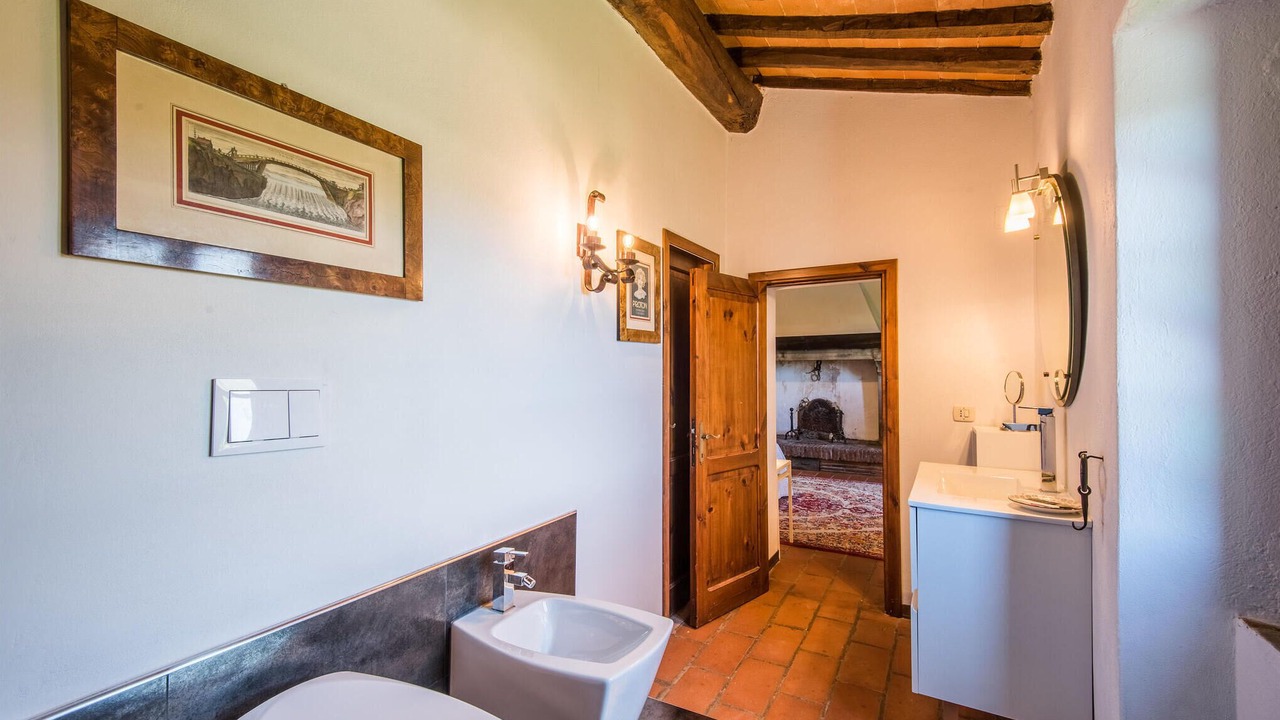 Photo of Bathroom in Capolona