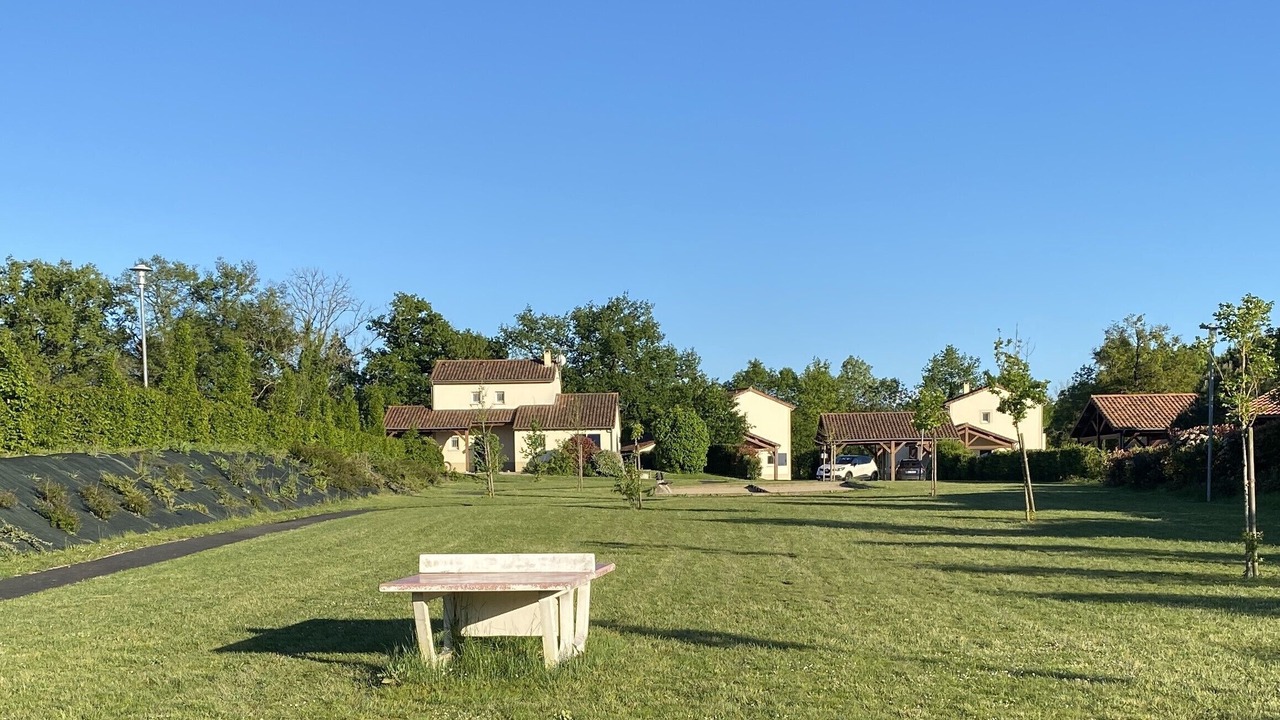 Photo of Outdoor in Vasles