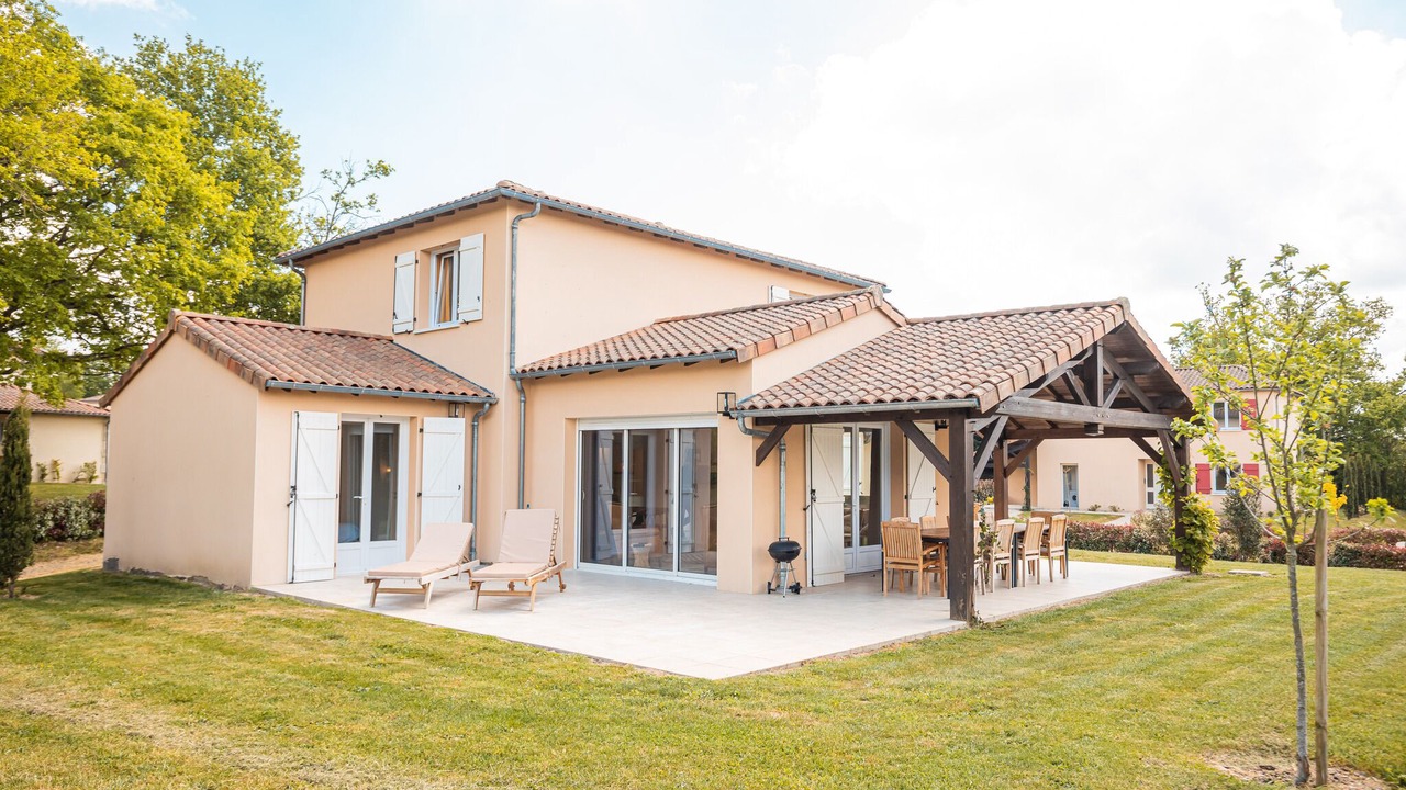 Photo of Outdoor in Vasles