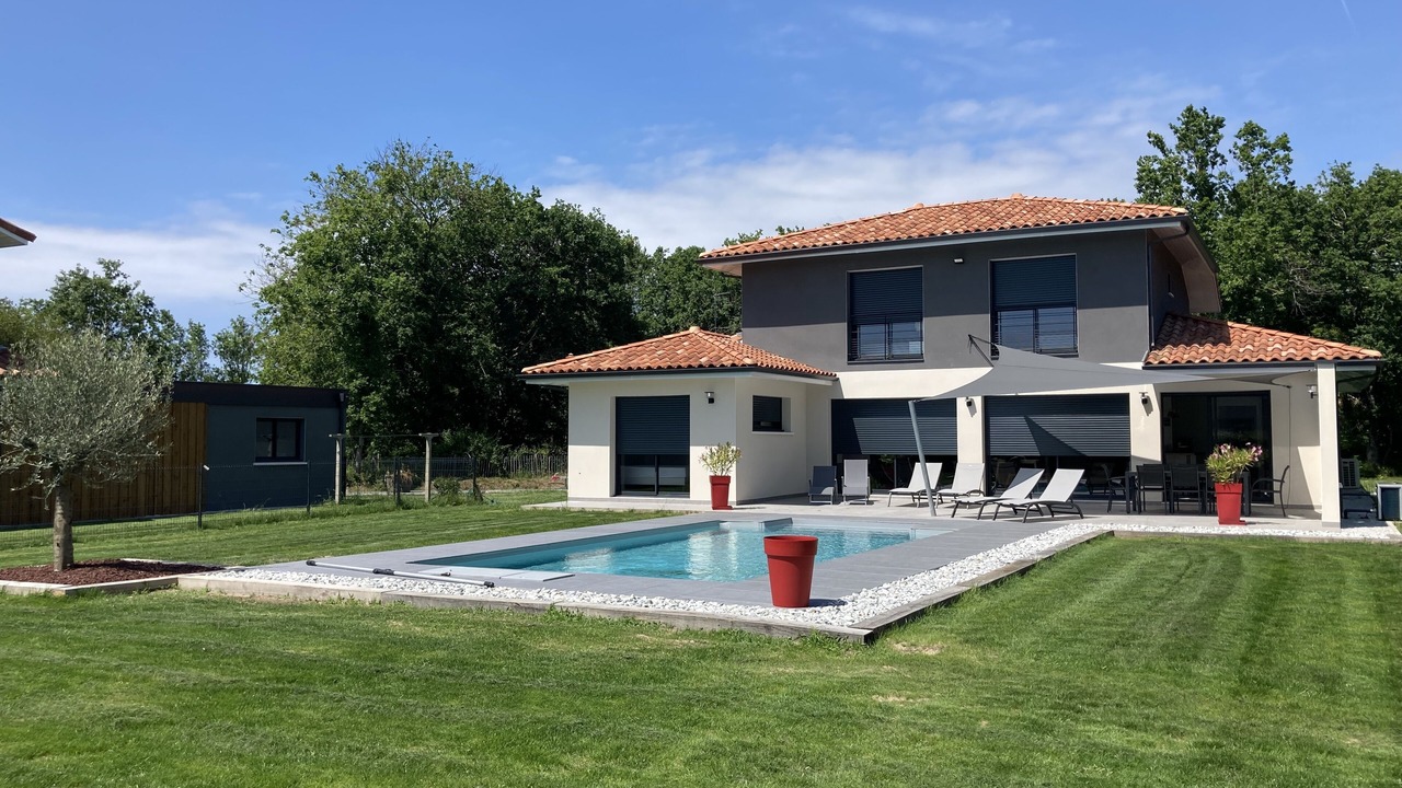 Photo of Outdoor in Messanges