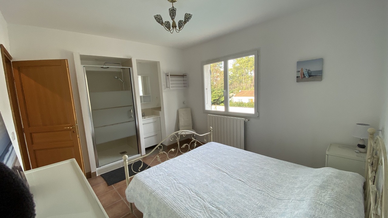 Photo of Bedroom in Saint-Georges-de-Didonne