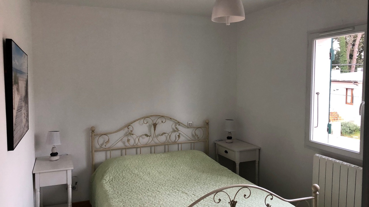 Photo of Bedroom in Saint-Georges-de-Didonne