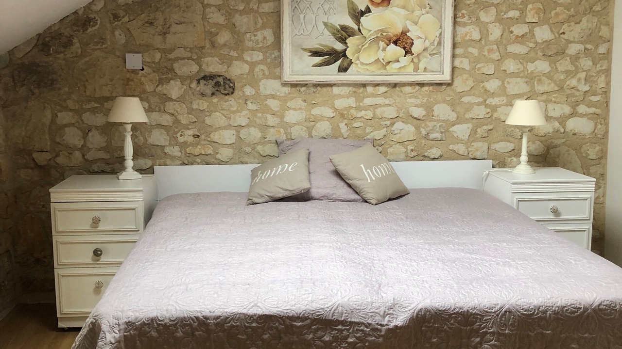 Photo of Bedroom in Roiffe