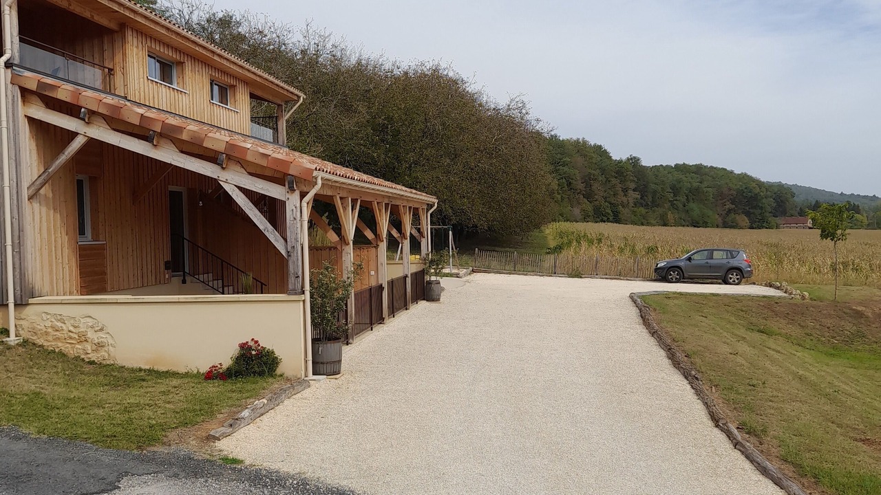 Photo of Outdoor in Saint-Leon-sur-Vezere