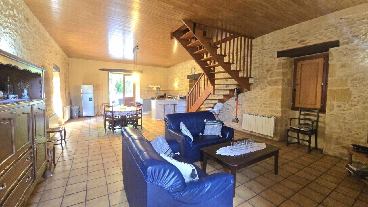 Photo of Livingroom in Saint-Andre-dAllas