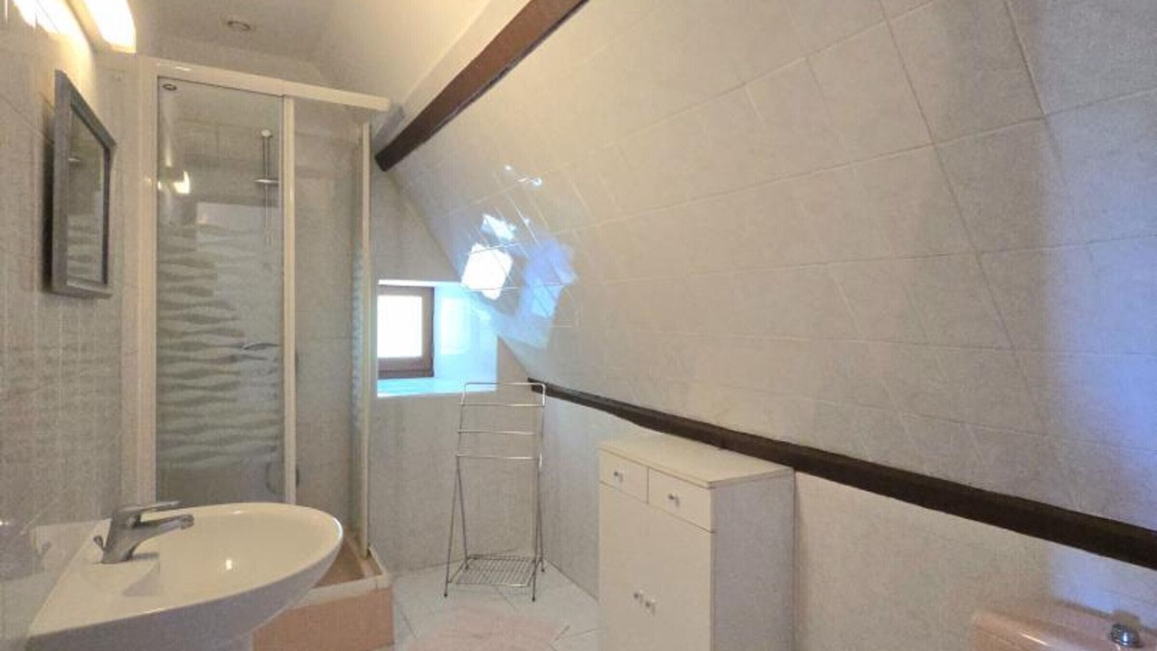 Photo of Bathroom in Saint-Andre-dAllas