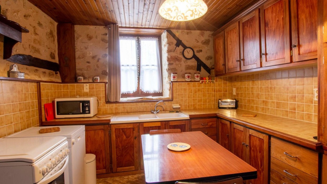Photo of Kitchen in Saint-Front-la-Riviere