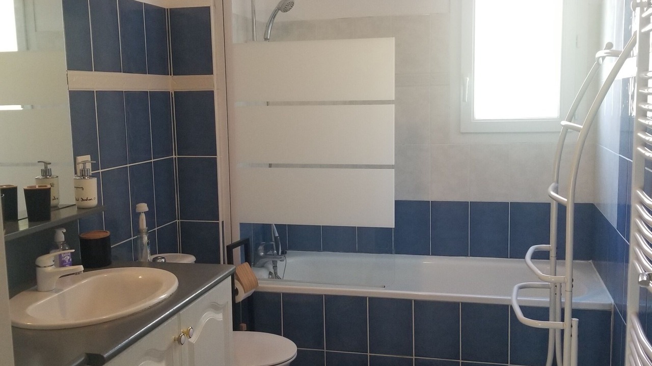Photo of Bathroom in Vaux-sur-Mer