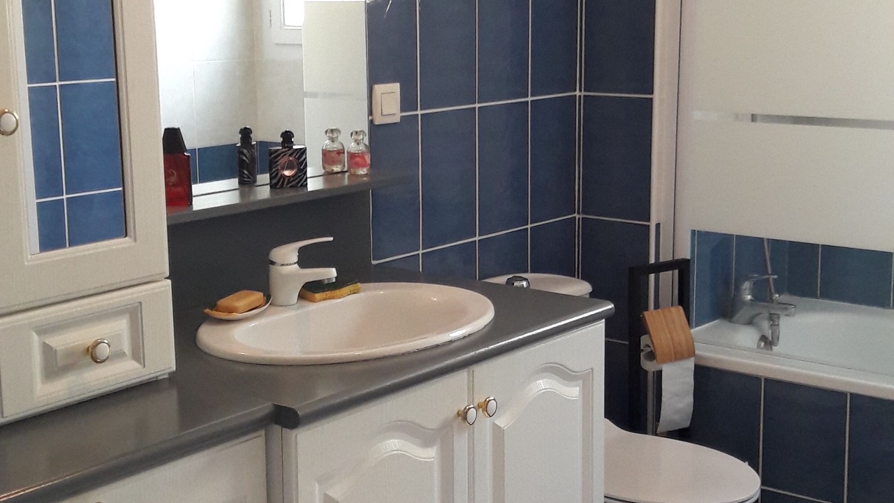 Photo of Bathroom in Vaux-sur-Mer