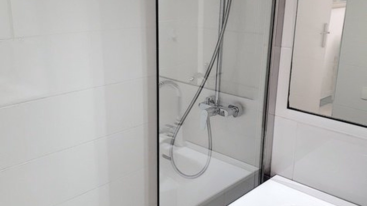 Photo of Bathroom in La Faviere