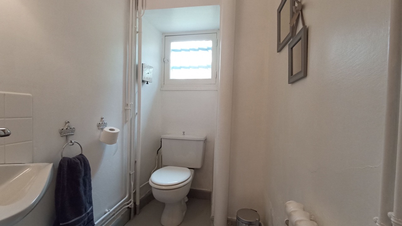 Photo of Bathroom in Mialet