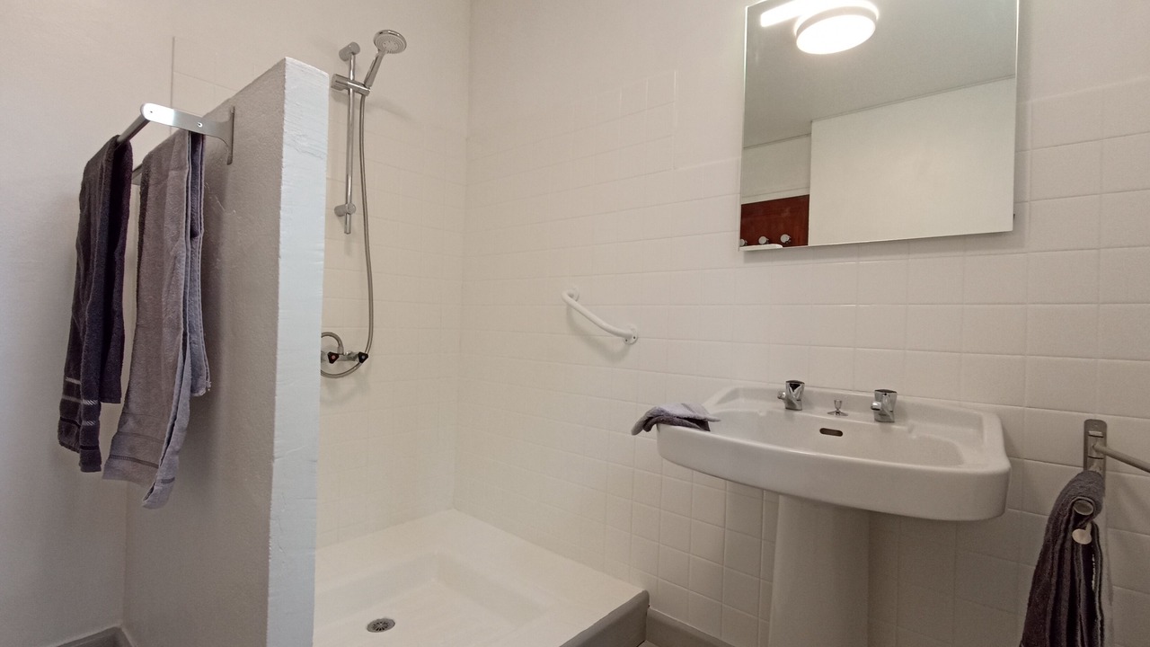 Photo of Bathroom in Mialet