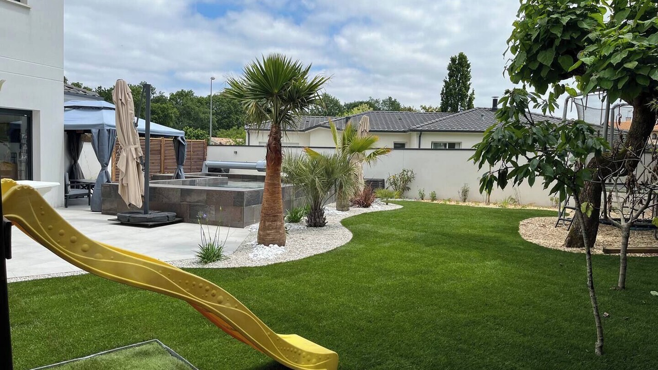 Photo of Outdoor in Saint-Medard-en-Jalles