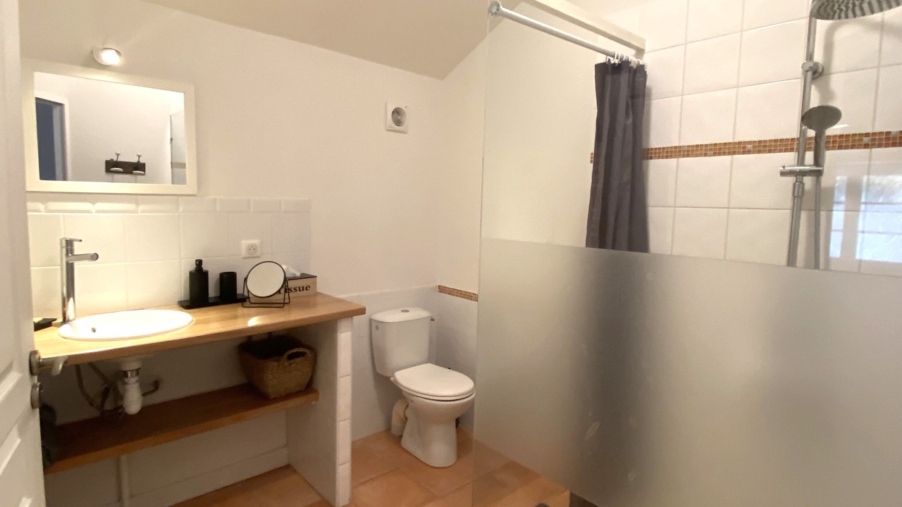 Photo of Bathroom in Civrac-de-Blaye