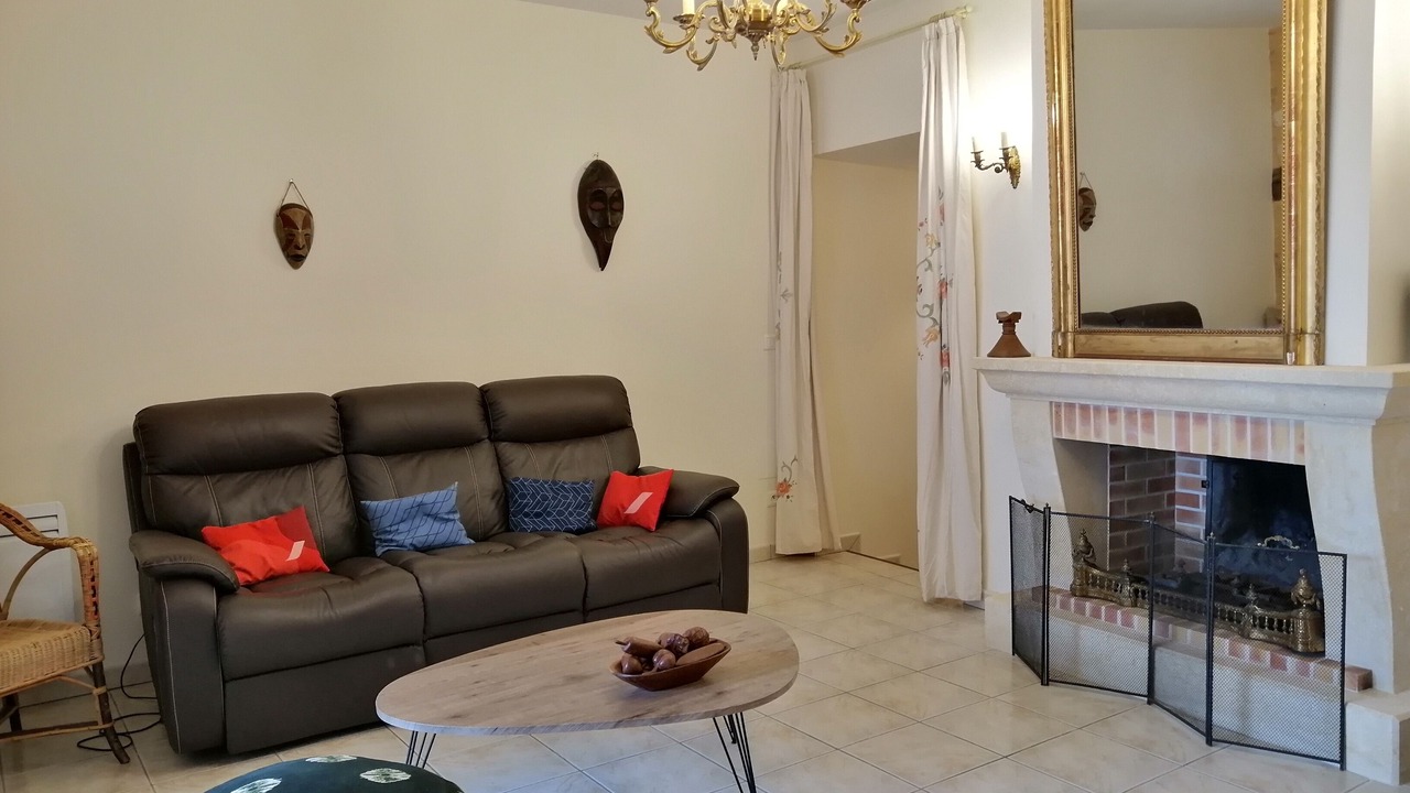 Photo of Livingroom in Lacapelle-Biron
