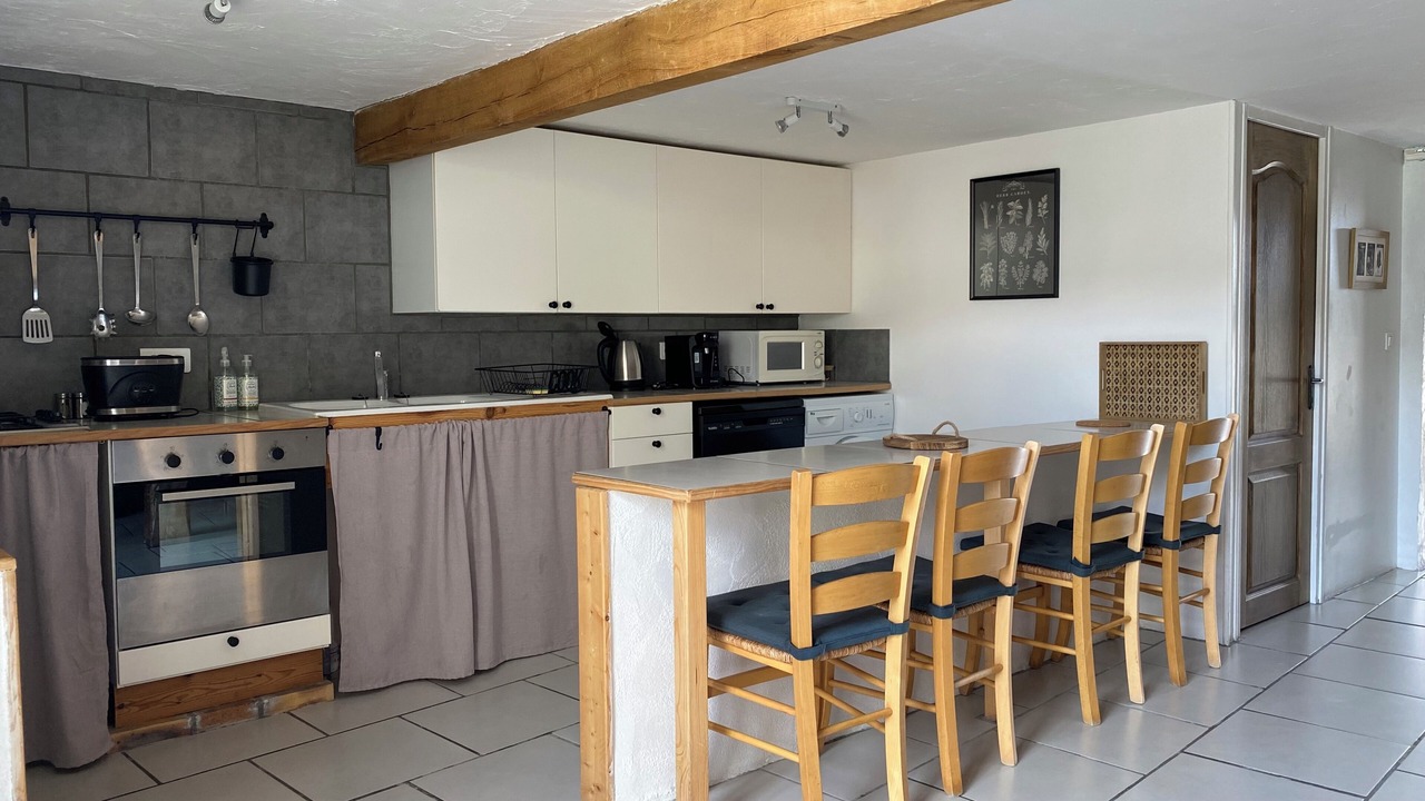 Photo of Kitchen in Champagne-et-Fontaine