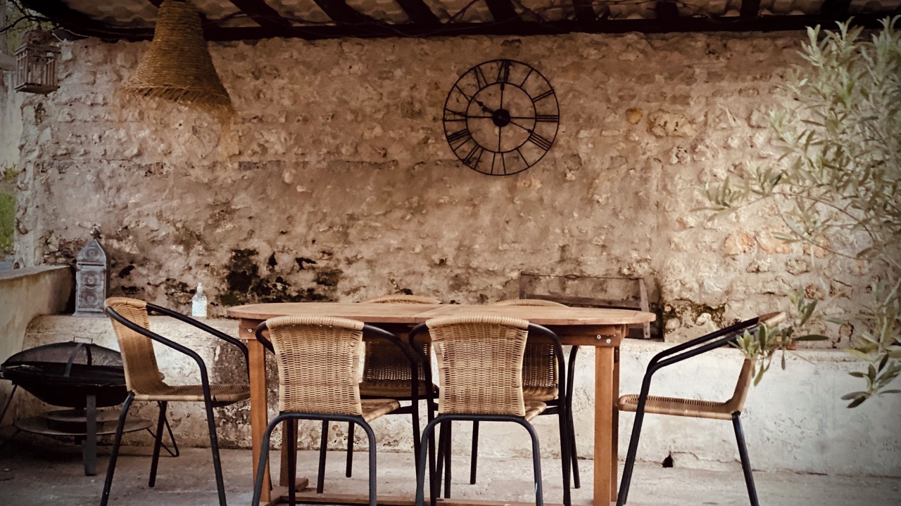 Photo of Outdoor in Champagne-et-Fontaine