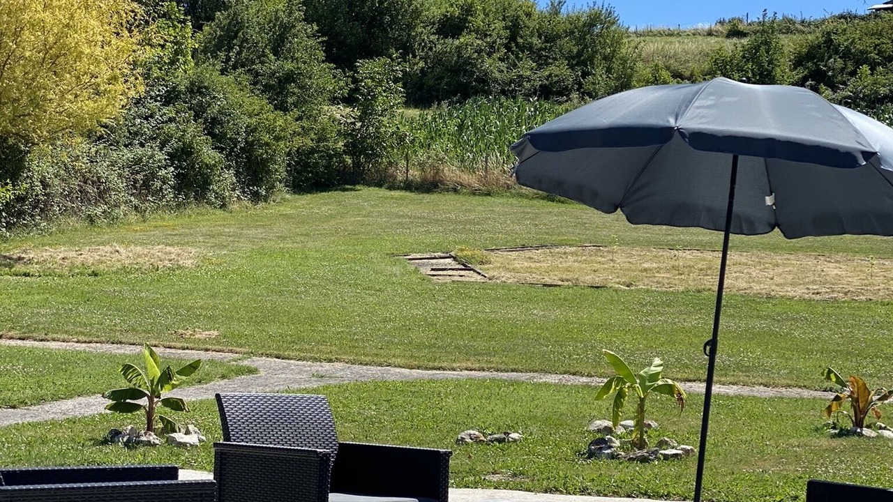 Photo of Patio Balcony in Champagne-et-Fontaine