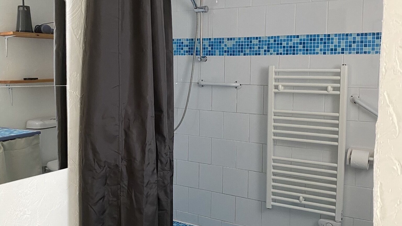 Photo of Bathroom in Champagne-et-Fontaine