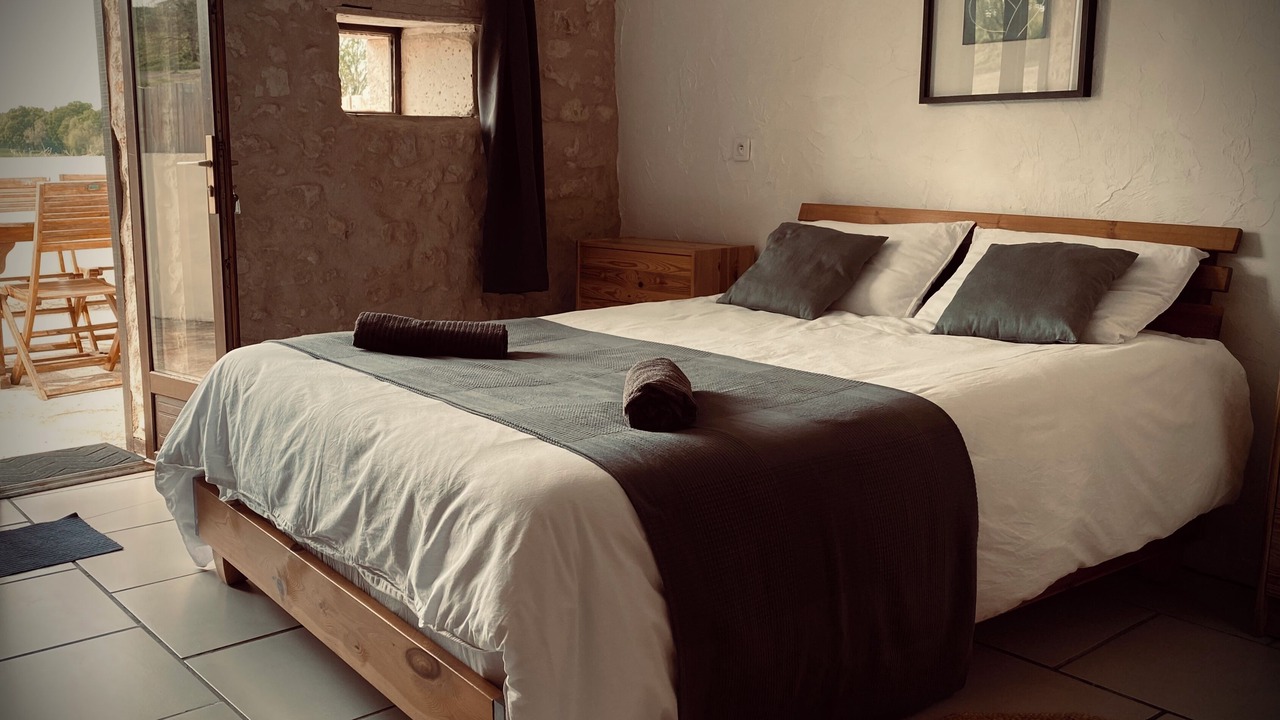 Photo of Bedroom in Champagne-et-Fontaine