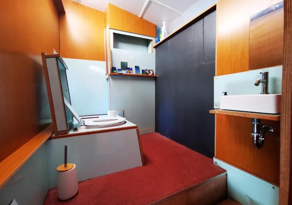 Photo of Bathroom in Cellefrouin
