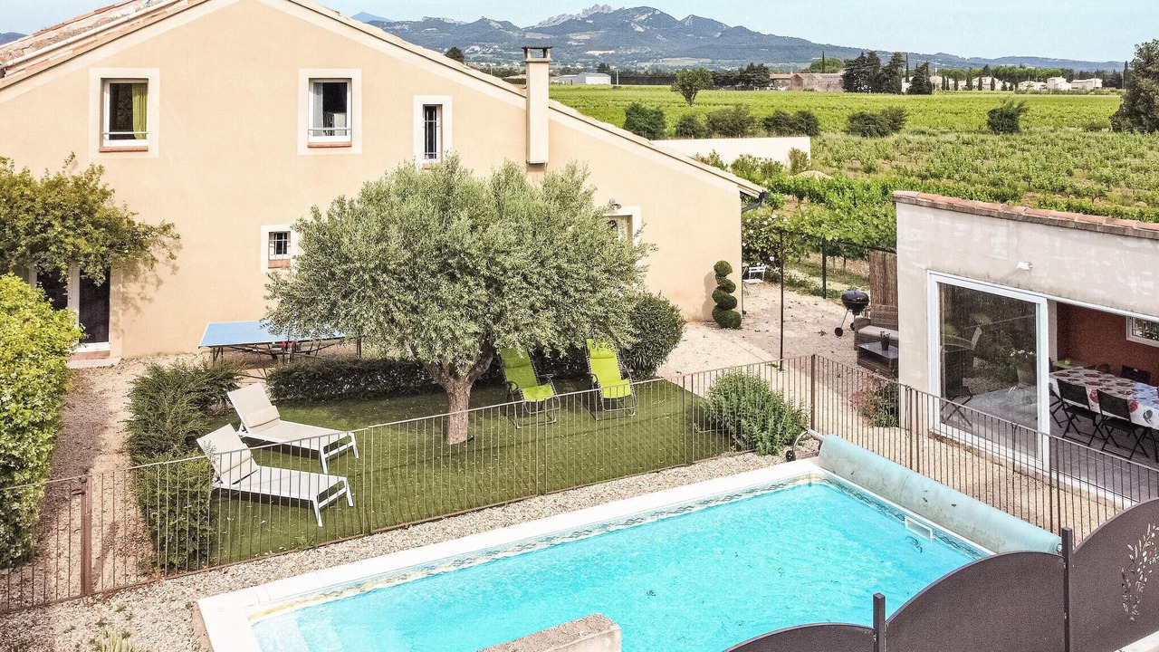 Photo of Outdoor in Violes