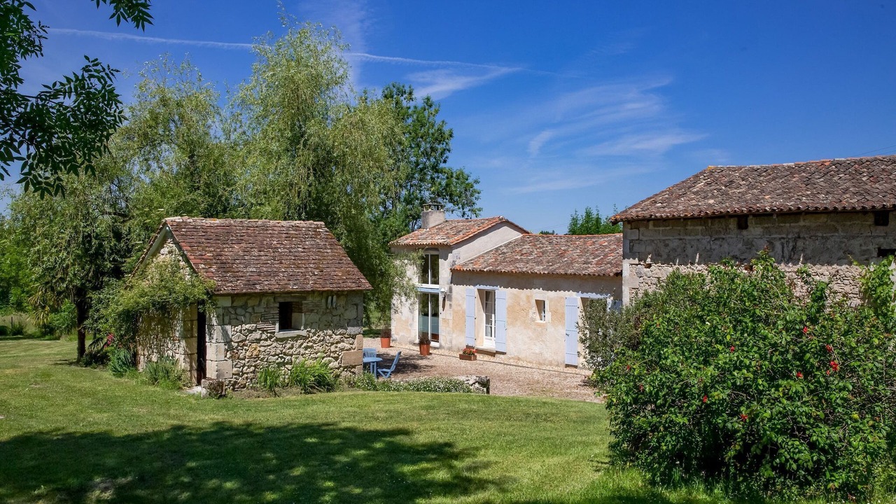 Photo of Outdoor in Saint-Martin-de-Gurson