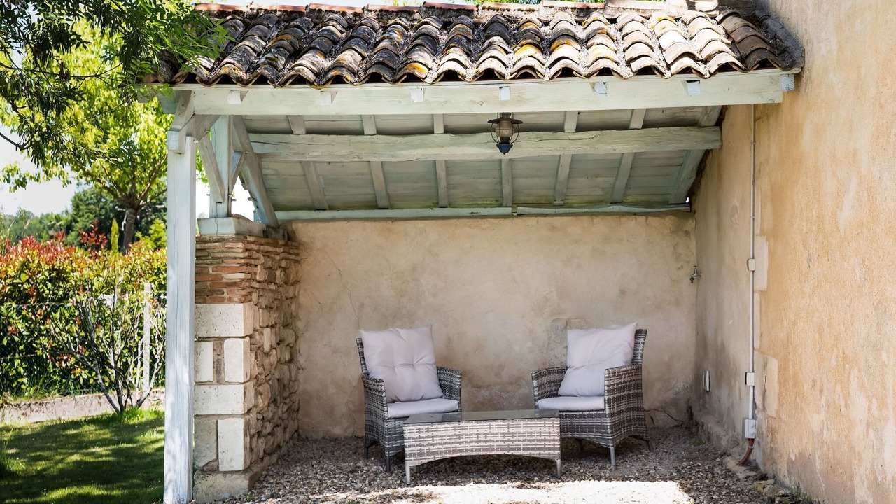 Photo of Patio Balcony in Saint-Martin-de-Gurson
