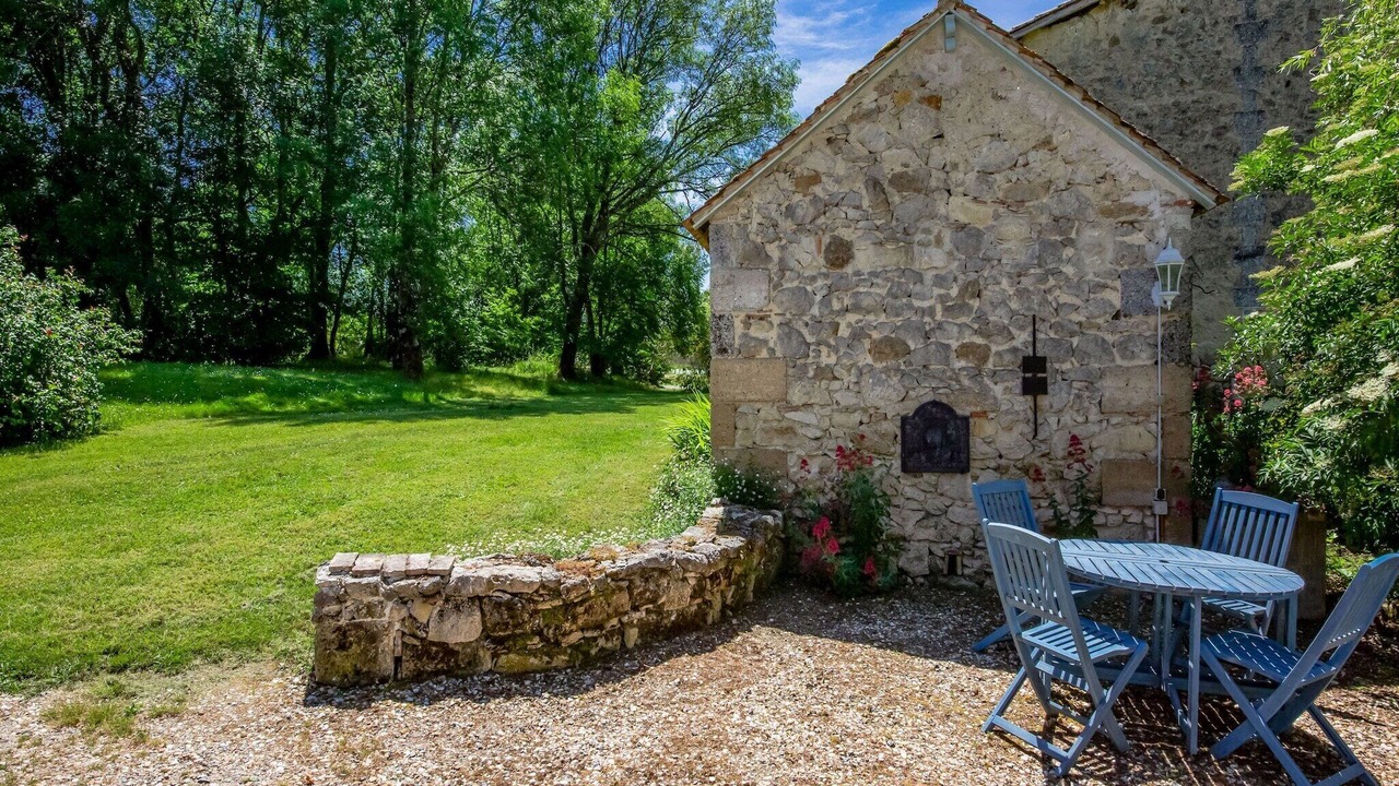 Photo of Outdoor in Saint-Martin-de-Gurson