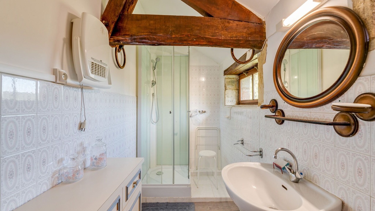 Photo of Bathroom in Villefranche-du-Perigord