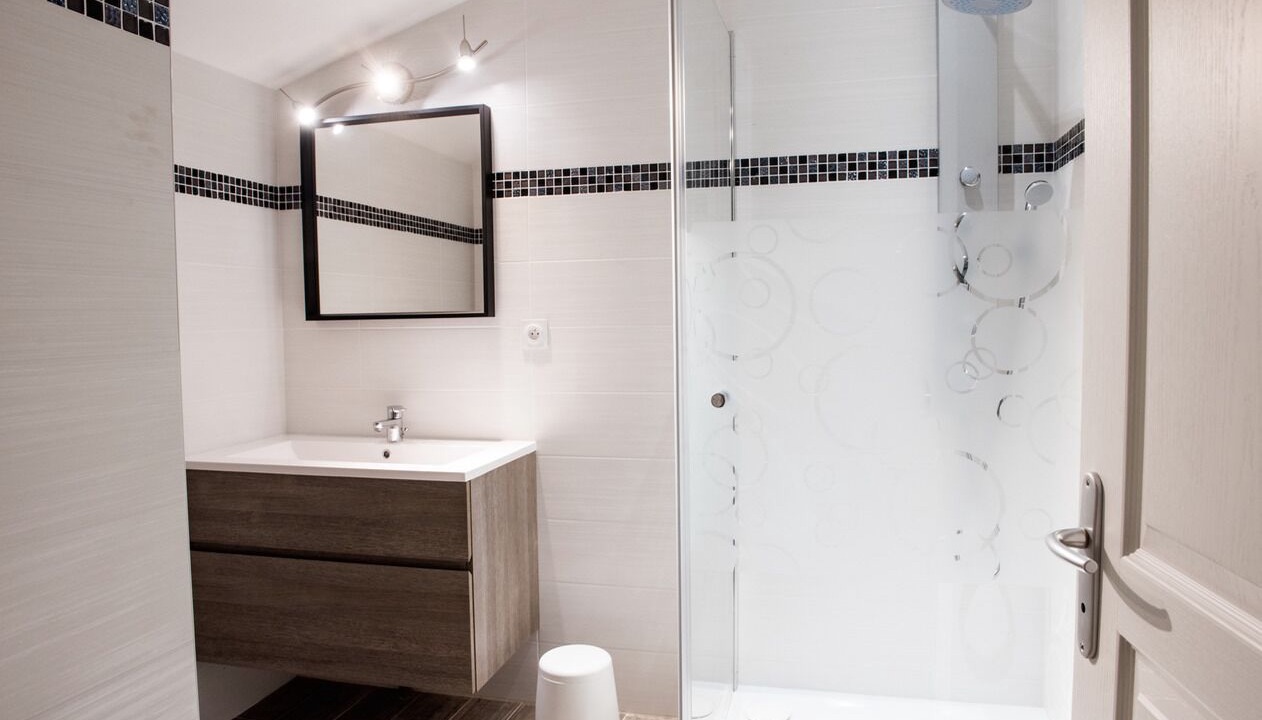 Photo of Bathroom in Bougneau