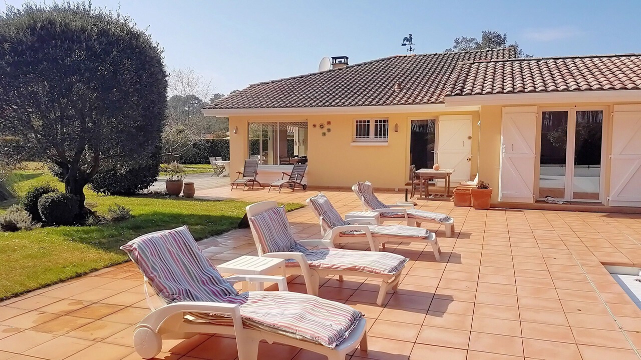 Photo of Patio Balcony in Messanges