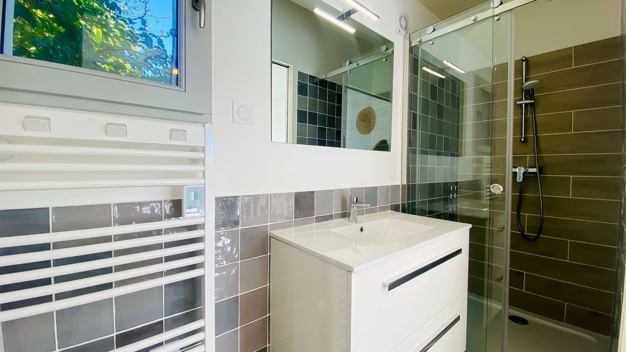 Photo of Bathroom in Le Bois-Plage-en-Re