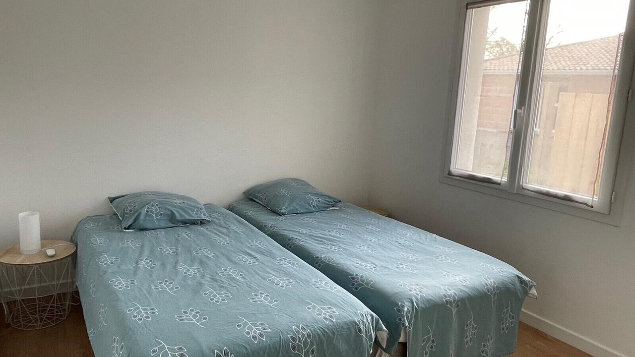 Photo of Bedroom in Parentis-en-Born