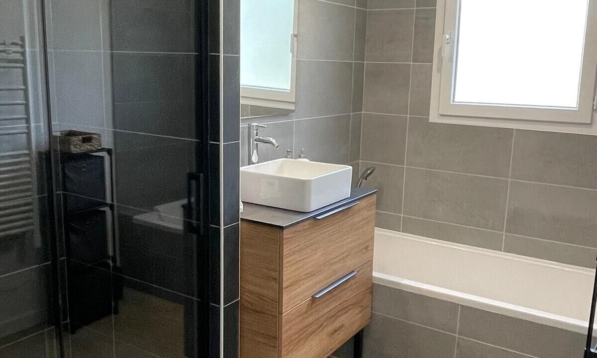 Photo of Bathroom in Parentis-en-Born