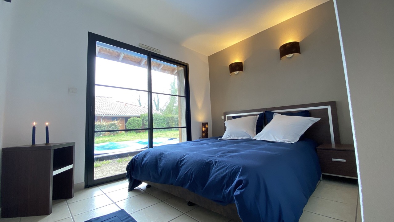 Photo of Bedroom in Messanges