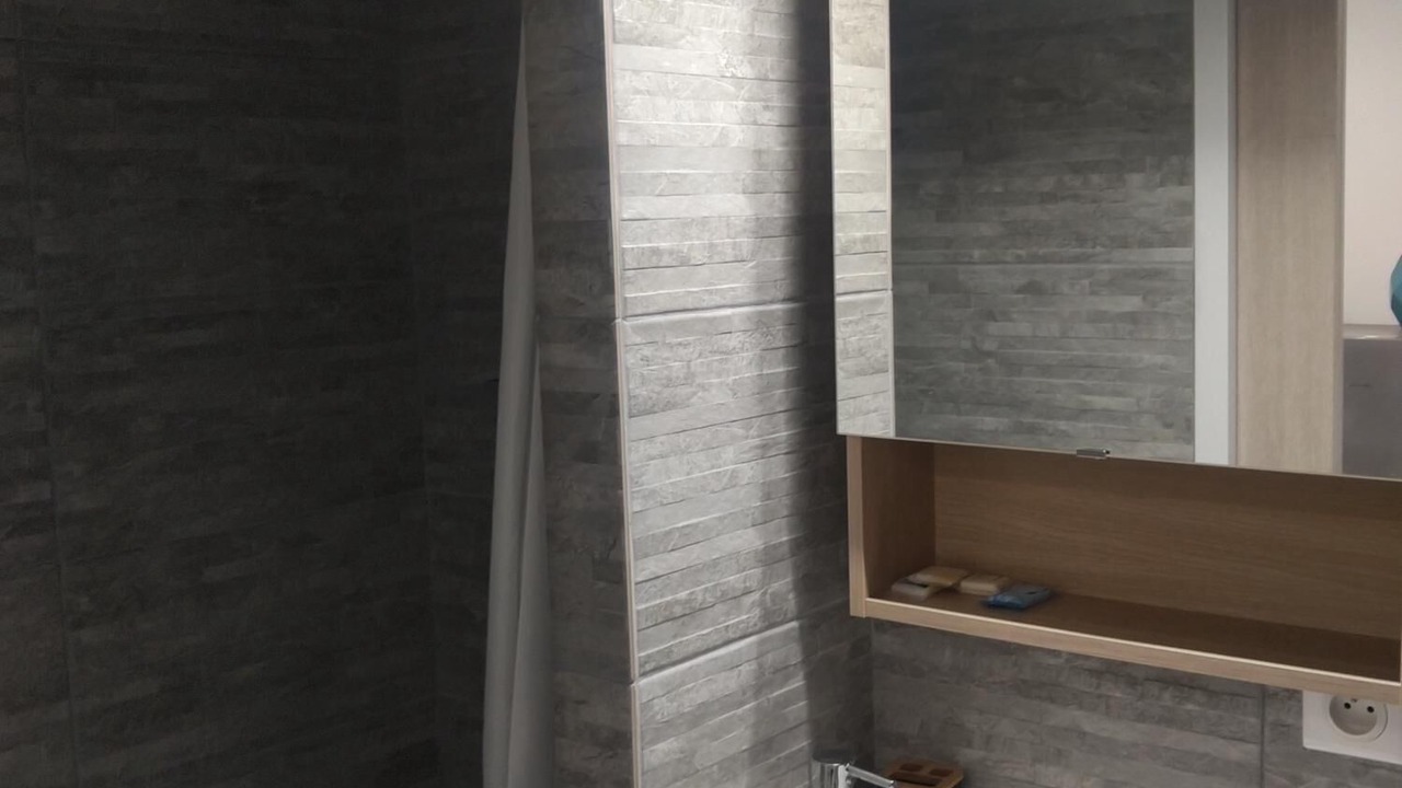 Photo of Bathroom in Port District