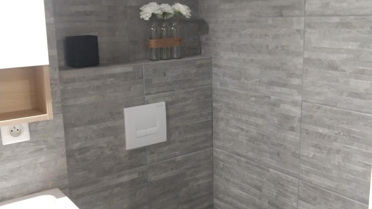 Photo of Bathroom in Port District