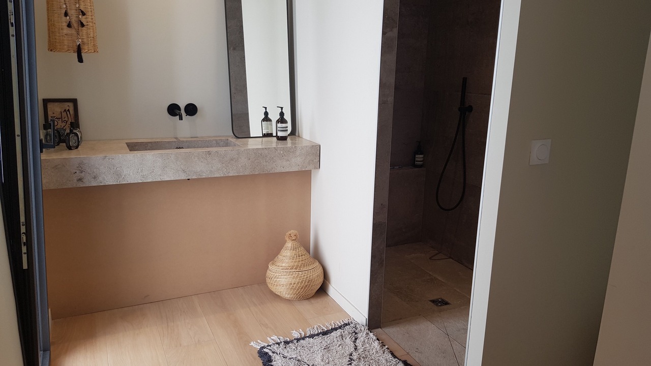 Photo of Bathroom in Begles