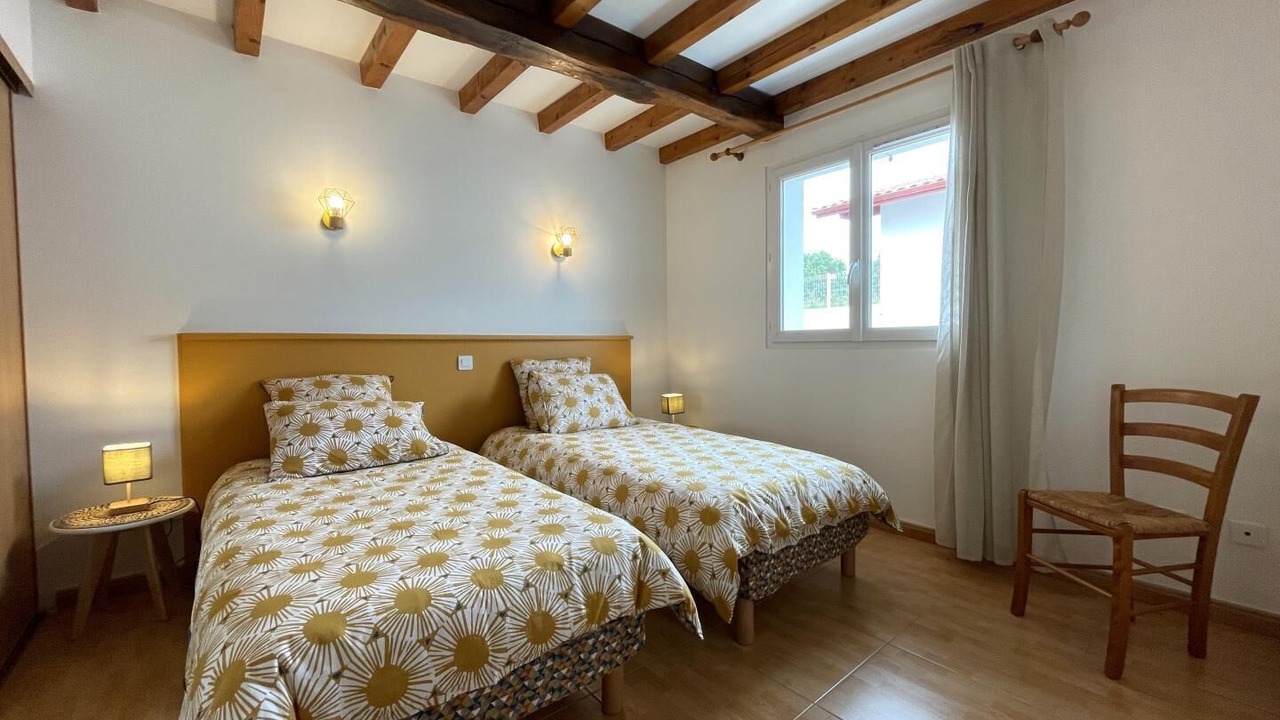 Photo of Bedroom in Helette
