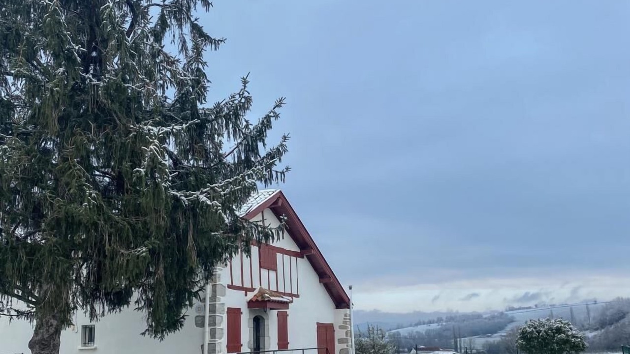 Photo of Outdoor in Juxue