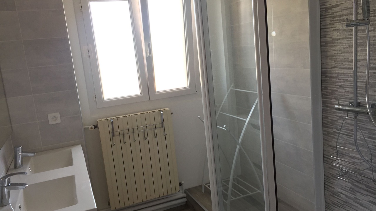 Photo of Bathroom in Royan
