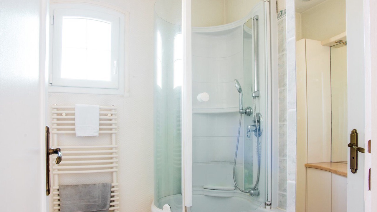 Photo of Bathroom in Jaunay-Clan