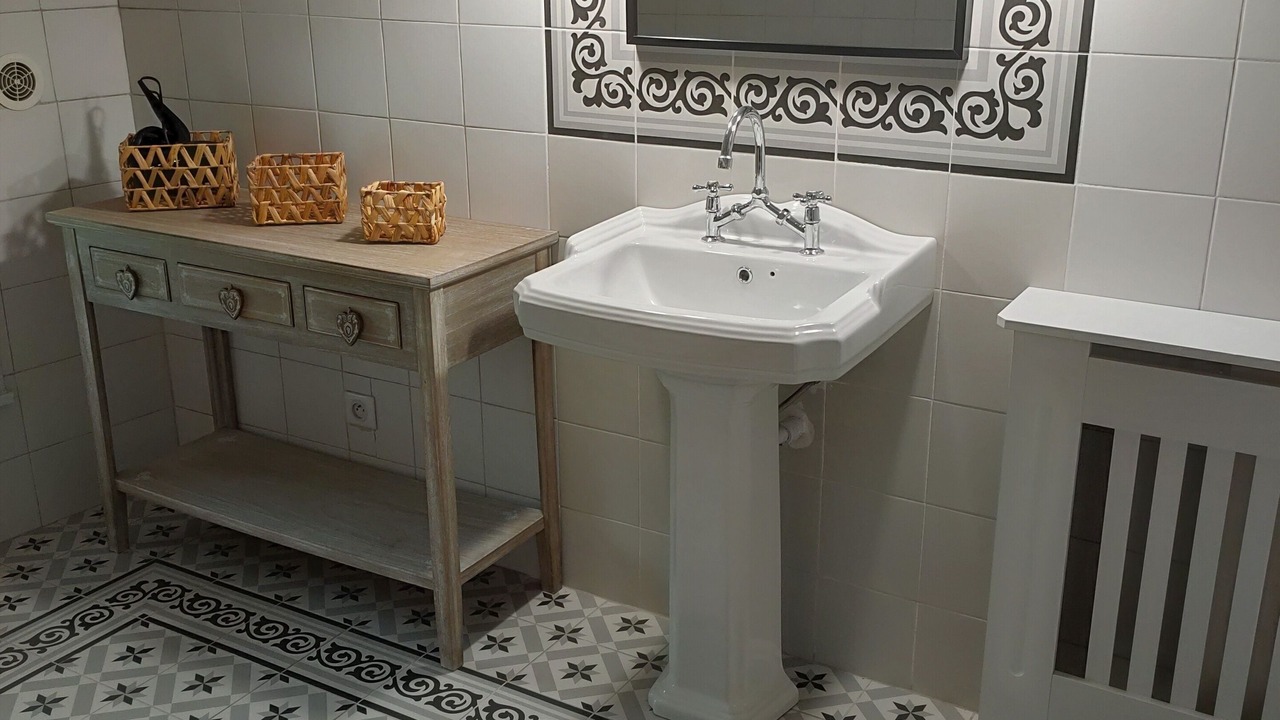 Photo of Bathroom in Courthezon