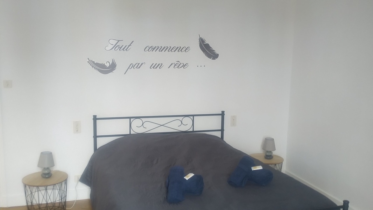 Photo of Bedroom in Saint-Vincent-de-Cosse