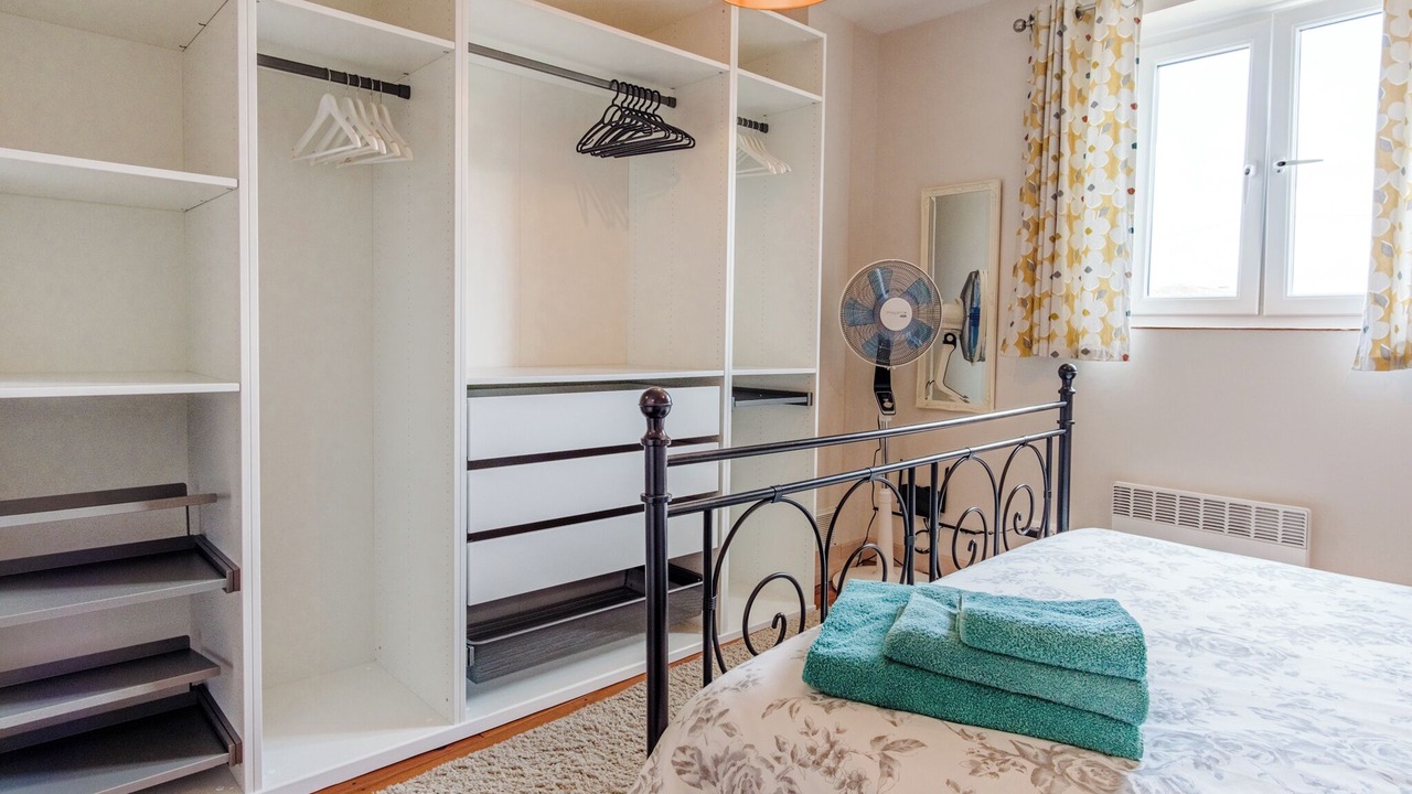 Photo of Bedroom in Villeneuve-la-Comtesse
